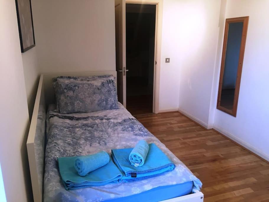 1 Bedroom Flat Near Excel, O2, Canary Wharf - London Exterior photo